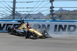 Crash von James Hinchcliffe, Schmidt Peterson Motorsports Honda