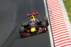 Даниэль Риккардо, Red Bull Racing RB12