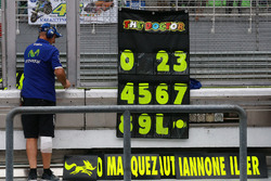 Le panneau pour Valentino Rossi, Yamaha Factory Racing