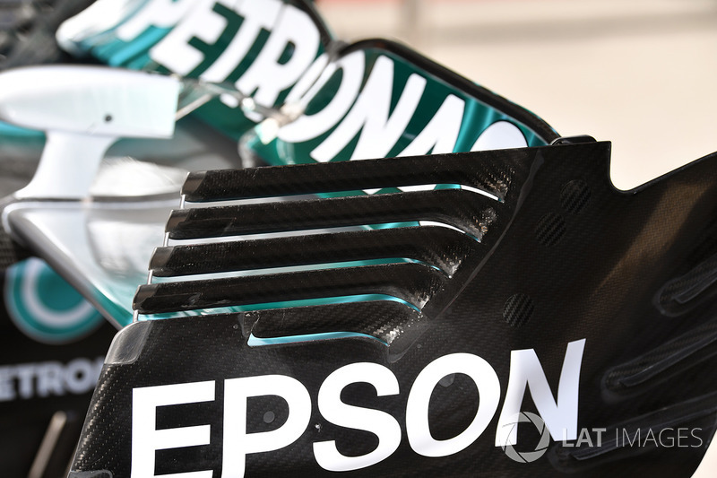 Detalle del alerón trasero del Mercedes-Benz F1 W08