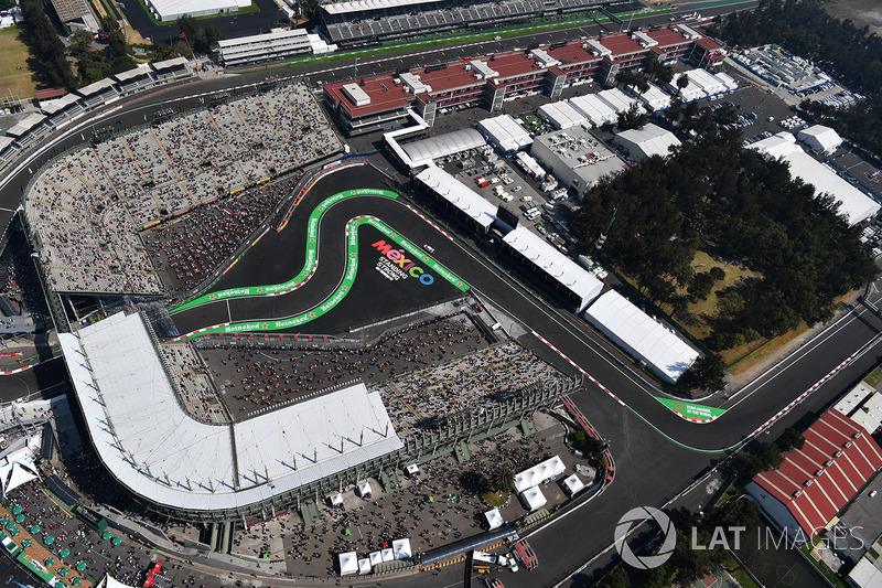 Autódromo ou estádio?