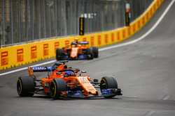 Fernando Alonso, McLaren MCL33 Renault, Stoffel Vandoorne, McLaren MCL33 Renault