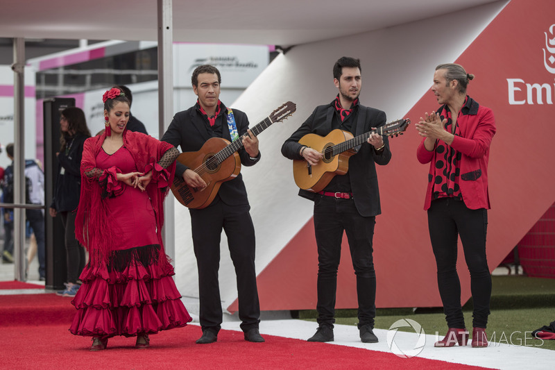 Band dan penari Flamenco