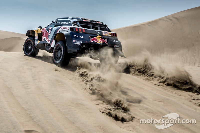 #303 Peugeot Sport Peugeot 3008 DKR: Carlos Sainz, Lucas Cruz