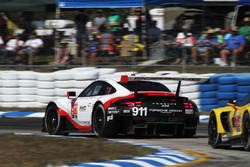 #911 Porsche Team North America Porsche 911 RSR, GTLM: Patrick Pilet, Nick Tandy, Frédéric Makowieck