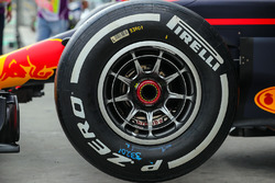 Шина Pirelli