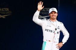 Nico Rosberg, Mercedes AMG F1 celebra su posición de pole en parc ferm