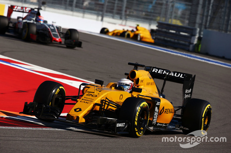 Kevin Magnussen, Renault Sport F1 Team RS16