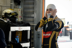 #6 V8 Racing Renault RS01: Carmen Jorda