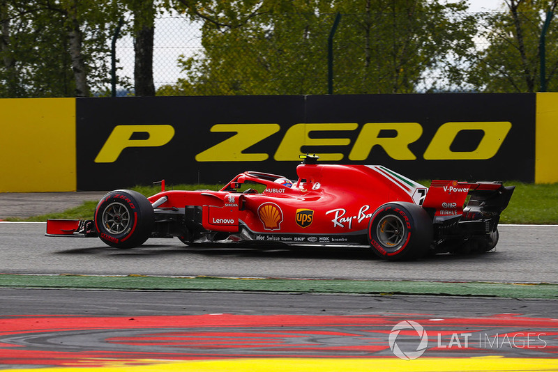 Raikkonen'in DRS'si bozuluyor