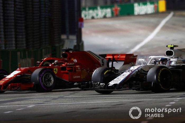 Sebastian Vettel, Ferrari SF71H, pasa a Sergey Sirotkin, Williams FW41