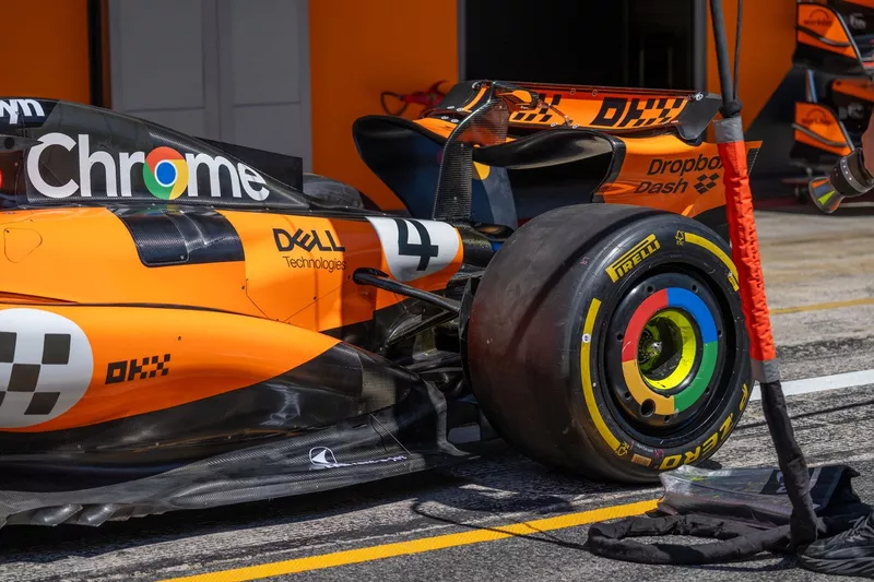 McLaren MCL39 technical detail