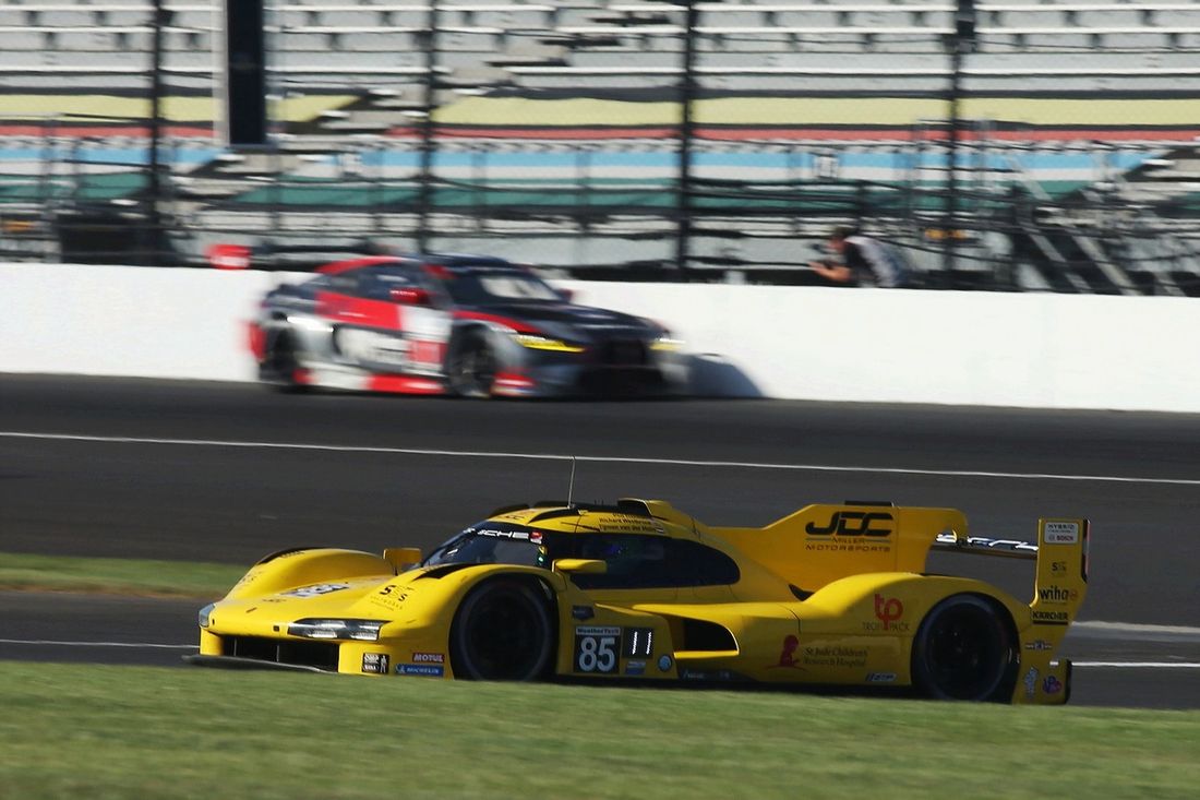 #85 JDC/Miller MotorSports Porsche 963: Tijmen van der Helm, Richard Westbrook, Phil Hanson