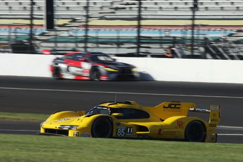 #85 JDC/Miller MotorSports Porsche 963: Tijmen van der Helm, Richard Westbrook, Phil Hanson