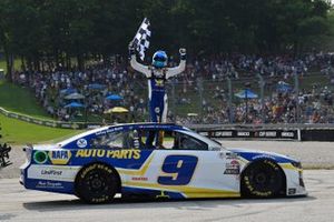 Race winner Chase Elliott, Hendrick Motorsports, Chevrolet Camaro