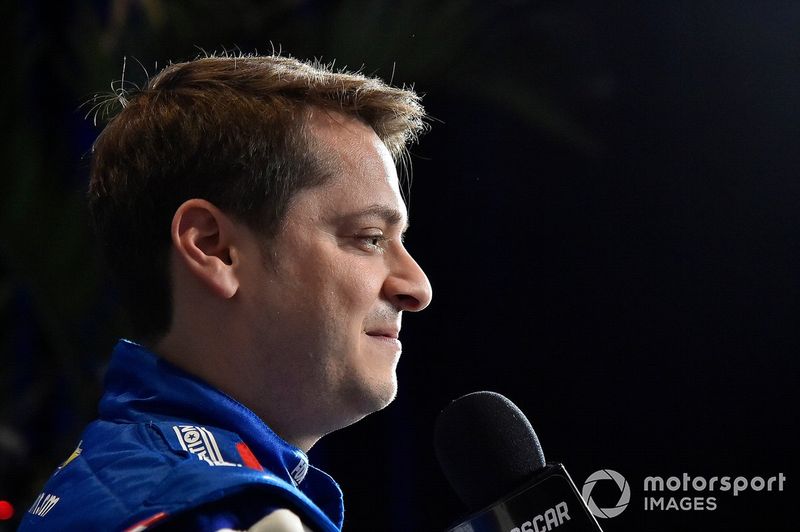 Landon Cassill