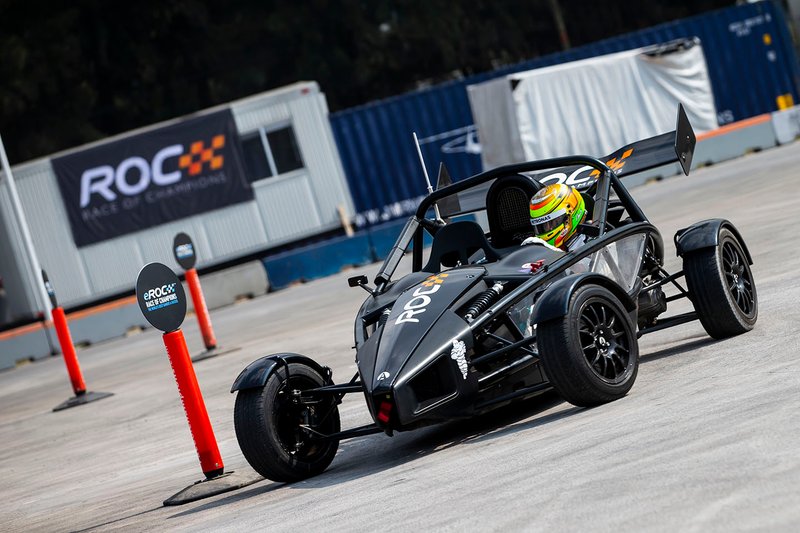Esteban Gutierrez participe au ROC Skills Challenge