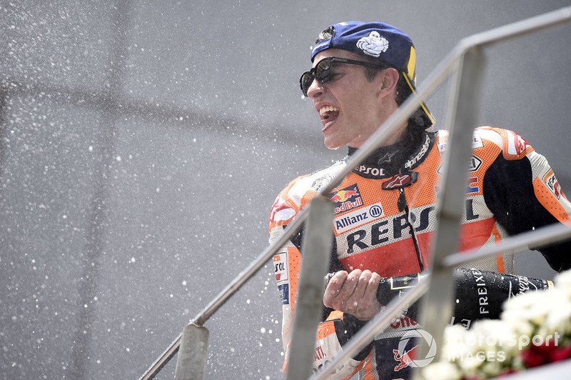 Подіум: переможець гонки Марк Маркес, Repsol Honda Team