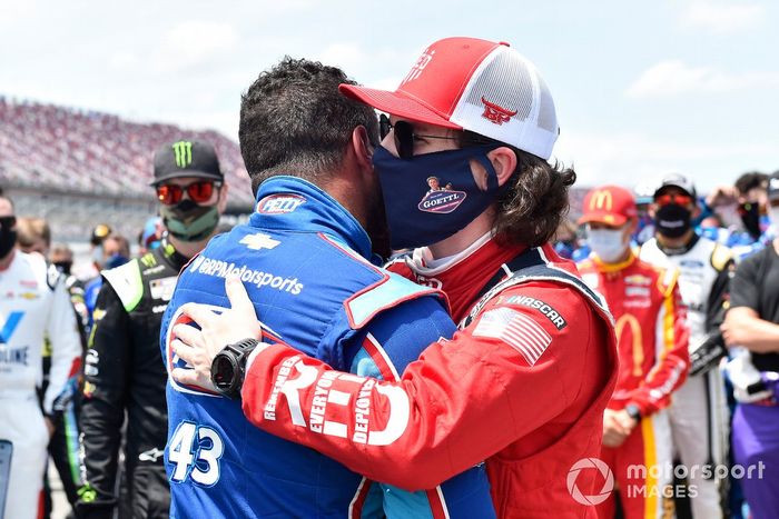 Darrell Wallace Jr., Richard Petty Motorsports, Chevrolet Camaro Victory Junction