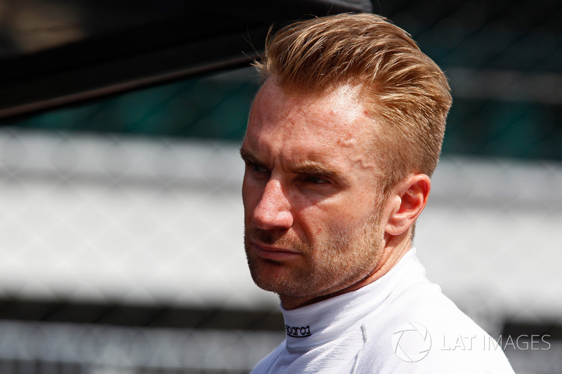 Schmidt Peterson Motorsports: <img src="https://cdn-7.motorsport.com/static/img/cfp/0/0/0/200/227/s3/united_kingdom-2.jpg" alt="" width="20" height="12" /> Джей Ховард (№7, выступит только на Indy 500)
