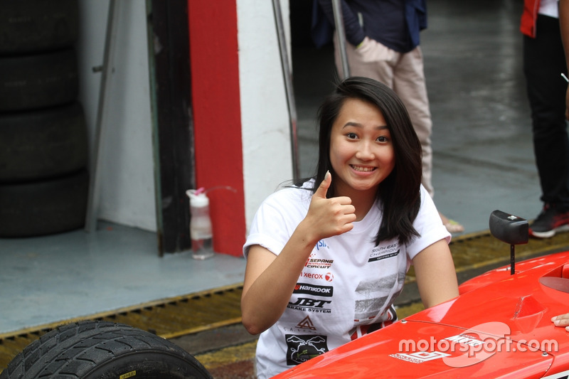 Kezia Santoso