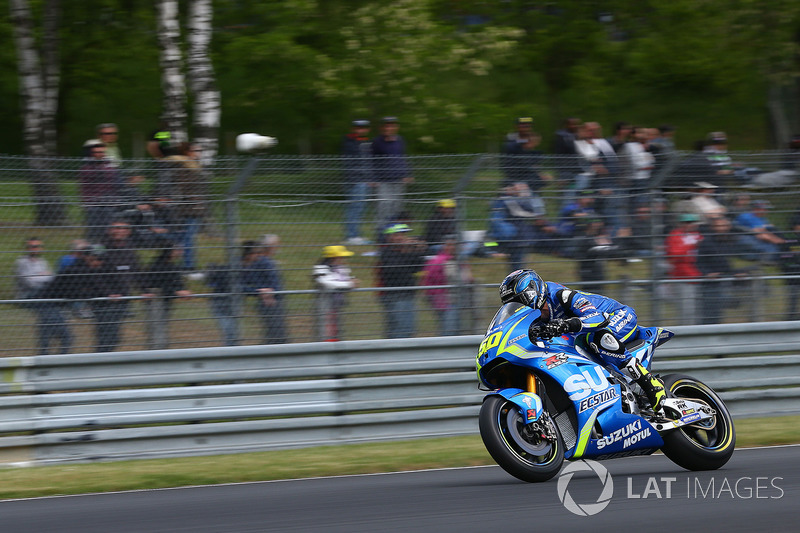 <img src="http://cdn-1.motorsport.com/static/custom/car-thumbs/MOTOGP_2017/BIKES/Suzuki.png" width="80" /> Team Suzuki Ecstar