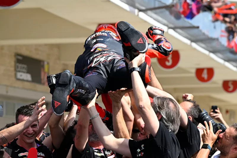 Marco Bezzecchi, Aprilia Racing