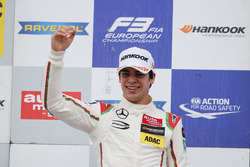 Podium: ganador, Lance Stroll, Prema Powerteam Dallara F312 Mercedes-Benz