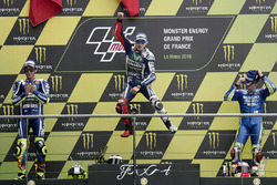 Podium: Sieger Jorge Lorenzo, Yamaha Factory Racing; 2. Valentino Rossi, Yamaha Factory Racing; 3. M
