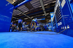 Гараж Team Suzuki MotoGP