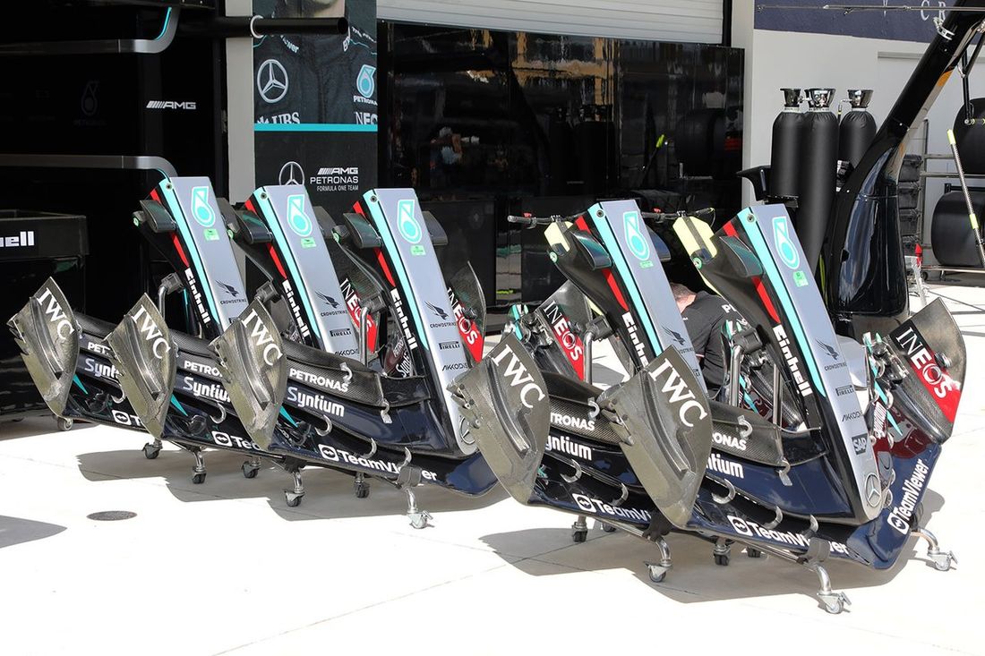 Detalle del alerón delantero del Mercedes F1 W15