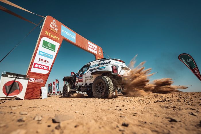 #217 X-raid Mini JCW Team Mini John Cooper Works Rally Plus: Krzysztof Hołowczyc, Łukasz Kurzeja