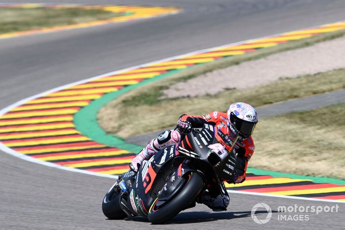 Aleix Espargaró, Aprilia Racing Team