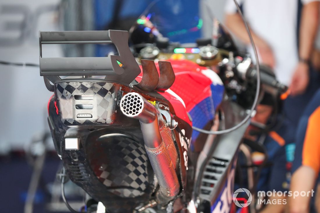  Detalhes da moto LCR Honda