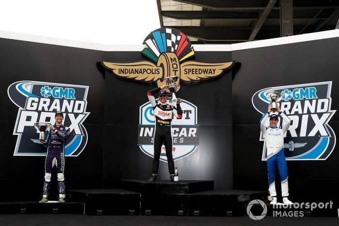 Podio: segundo Romain Grosjean, Dale Coyne Racing with RWR Honda, ganador Rinus VeeKay, Ed Carpenter Racing Chevrolet, tercero Alex Palou, Chip Ganassi Racing Honda