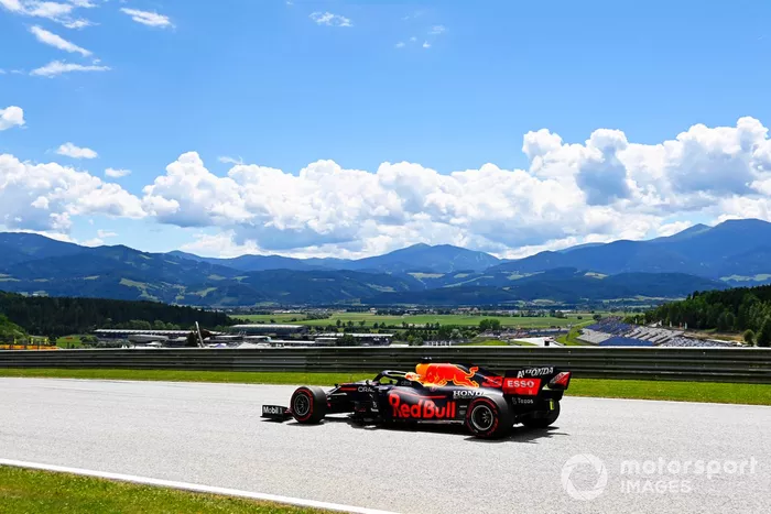 Max Verstappen, Red Bull Racing RB16B