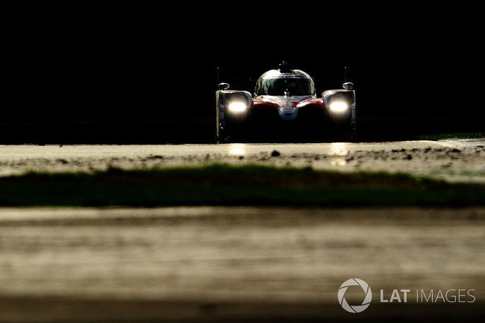 #8 Toyota Gazoo Racing Toyota TS050: Sebastien Buemi, Kazuki Nakajima, Fernando Alonso 
