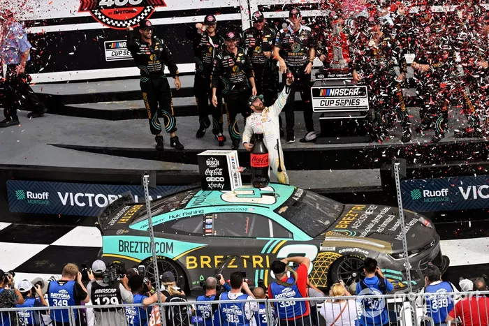 Ganador Austin Dillon, Richard Childress Racing, BREZTRI Chevrolet Camaro