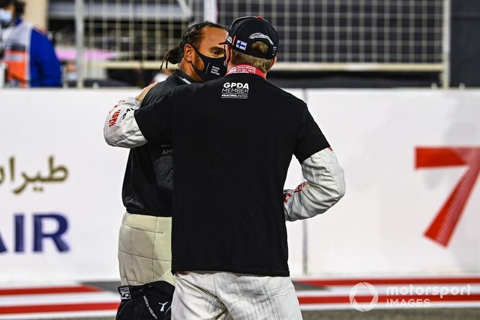 Lewis Hamilton, Mercedes-AMG F1, Kimi Raikkonen, Alfa Romeo