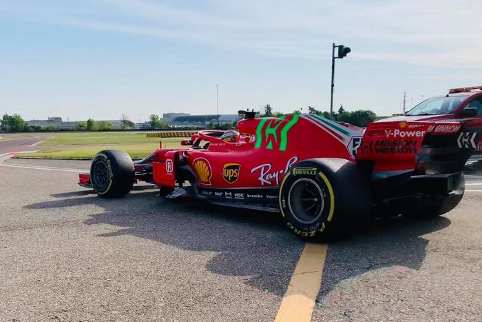 Carlos Sainz Jr., Ferrari SF21