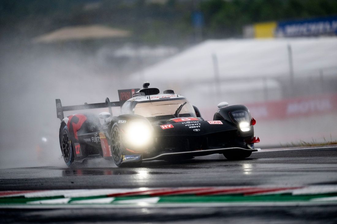 #8 Toyota Gazoo Racing Toyota GR010 - Hybrid: Sébastien Buemi, Brendon Hartley, Ry? Hirakawa