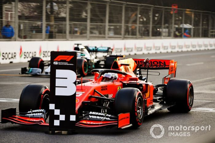 Sebastian Vettel, Ferrari SF90, parcheggia dopo le Qualifiche