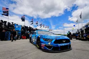  Kevin Harvick, Stewart-Haas Racing, Ford Mustang Busch Beer