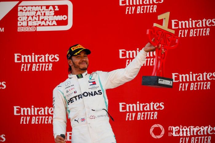 Podio: ganador de la carrera Lewis Hamilton, Mercedes AMG F1 celebra 