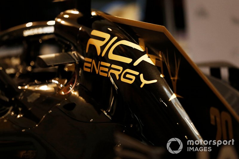 Rich Energy Branding on the new 2019 Haas livery