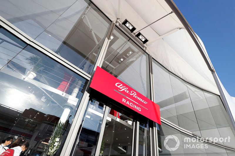 Моторхоум Alfa Romeo Racing