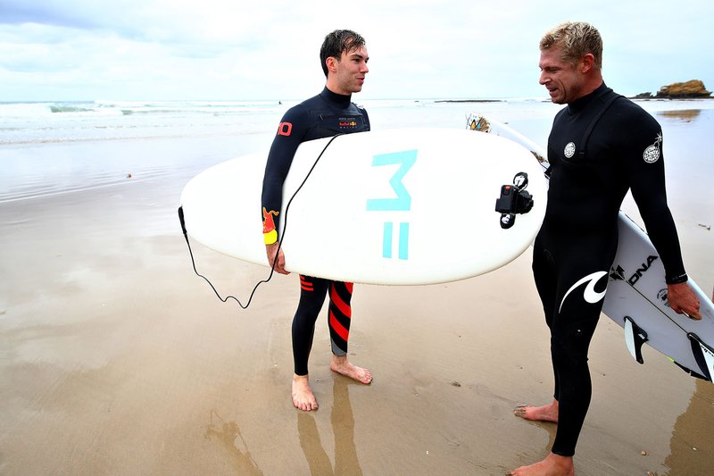 Pierre Gasly, Red Bull Racing goes surfing with surf legend Mick Fanning