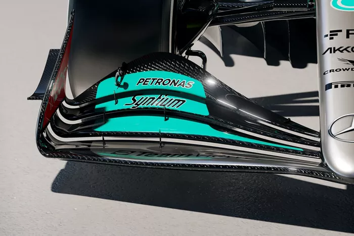Detalle del Mercedes W13