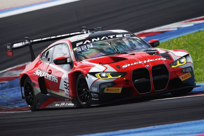 #32 Team WRT, BMW M4 GT3: Dries Vanthoor, Charles Weerts