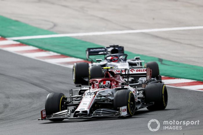 Antonio Giovinazzi, Alfa Romeo Racing C39, Daniil Kvyat, AlphaTauri AT01